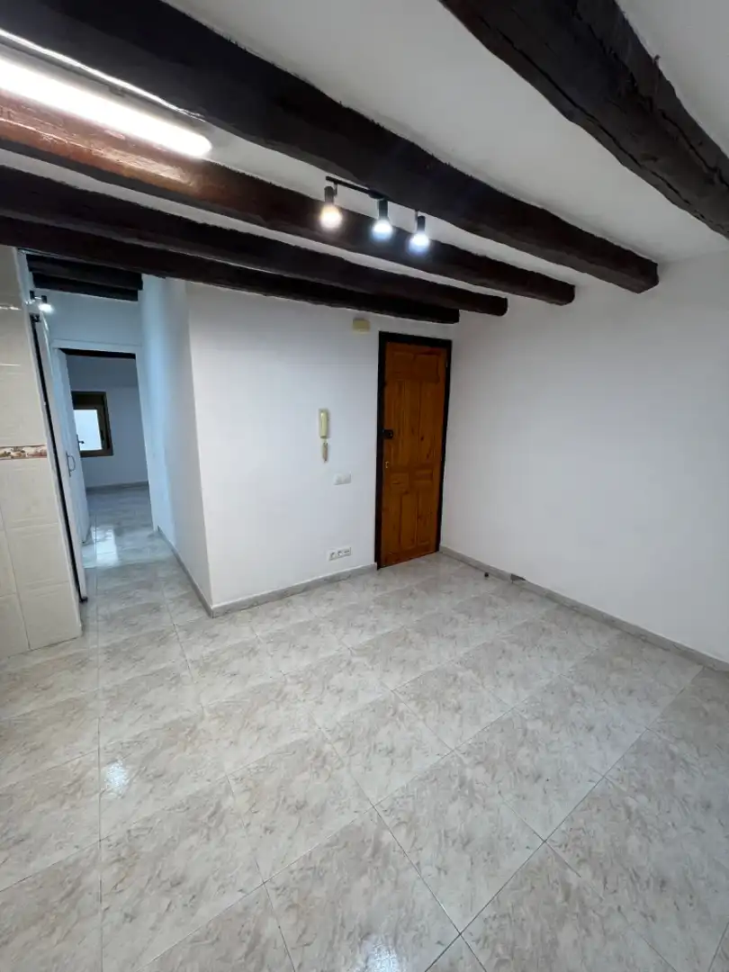 Attic for rent in Carrer de Sant Antoni, Centre