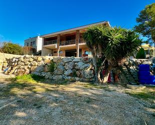 Vista exterior de Casa o xalet en venda en Calafell amb Jardí privat i Terrassa