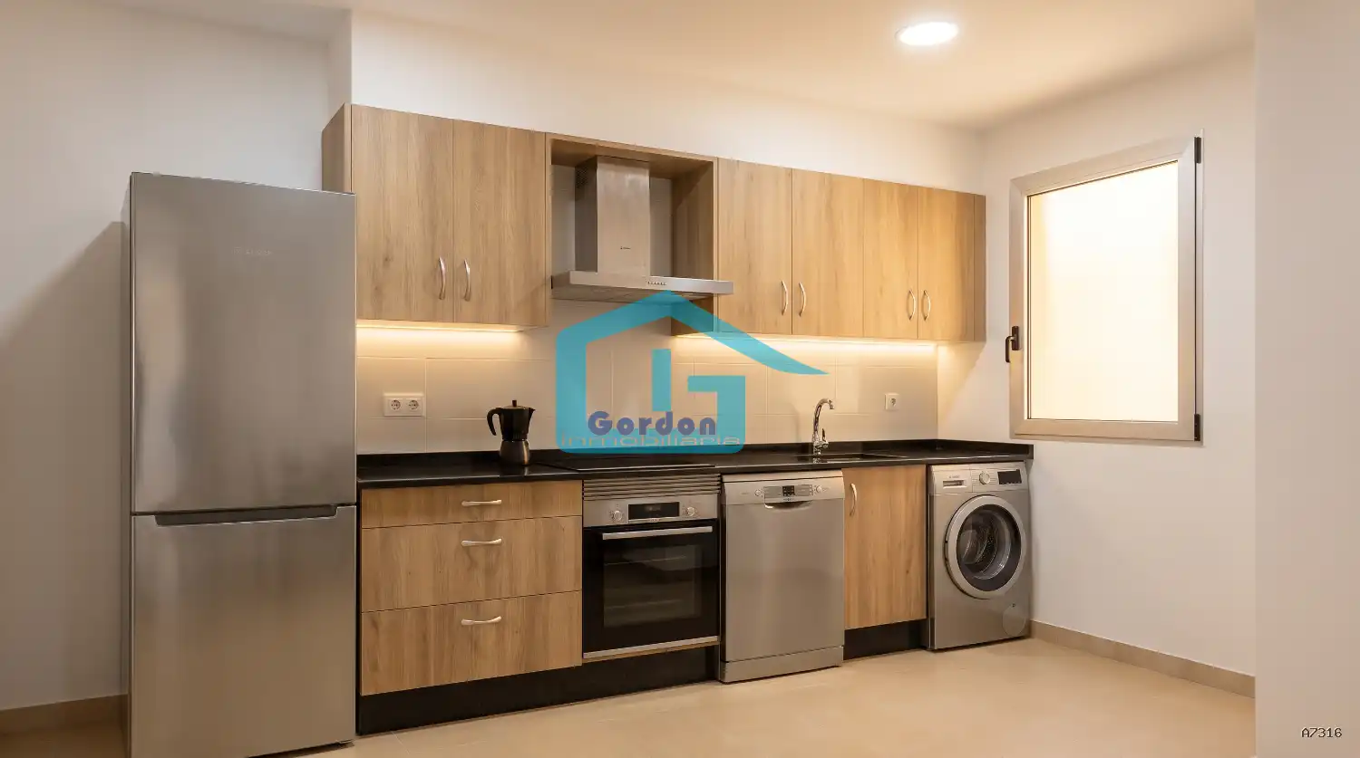 Küche von Wohnung zum Verkauf in Sanxenxo mit Terrasse