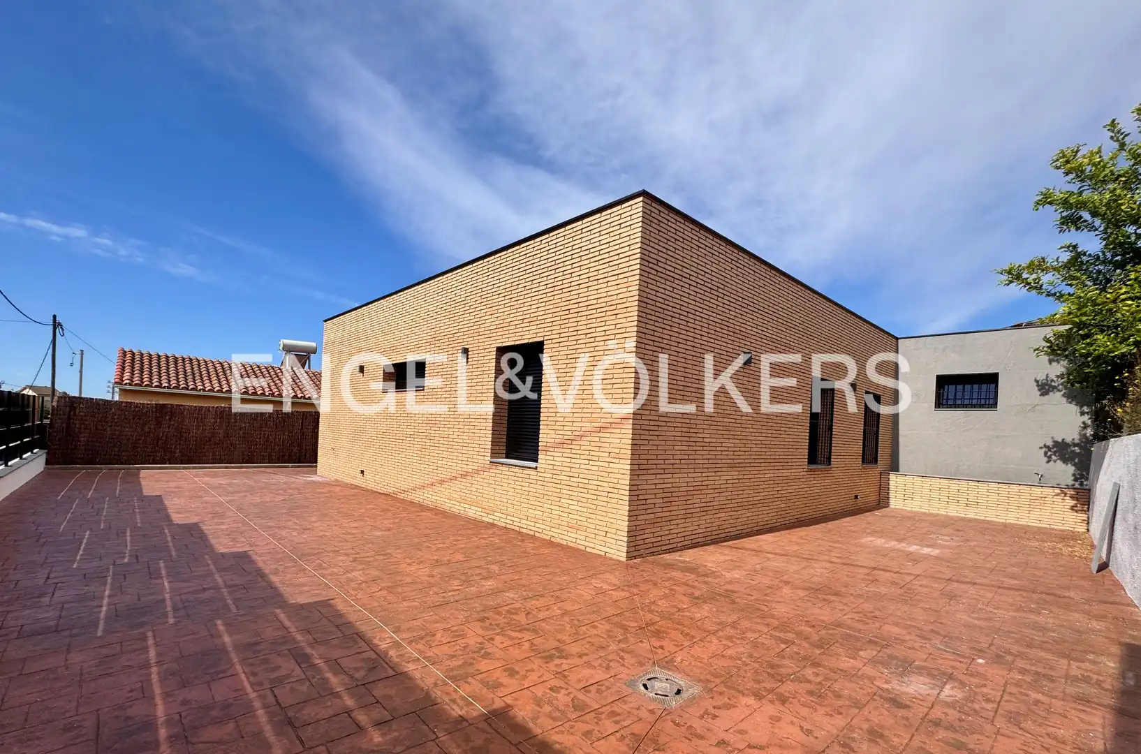 Vista exterior de Casa o xalet de lloguer en Rubí amb Aire condicionat, Calefacció i Parquet