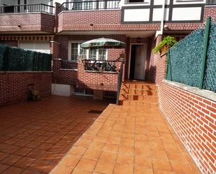 Terrassa de Casa adosada en venda en Durango amb Calefacció, Jardí privat i Terrassa