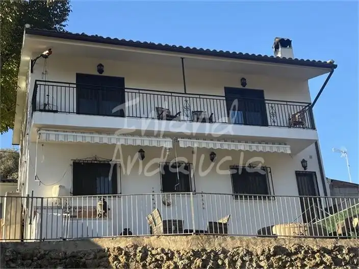 Vista exterior de Finca rústica en venta en Alcalá la Real con Terraza, Trastero y Piscina