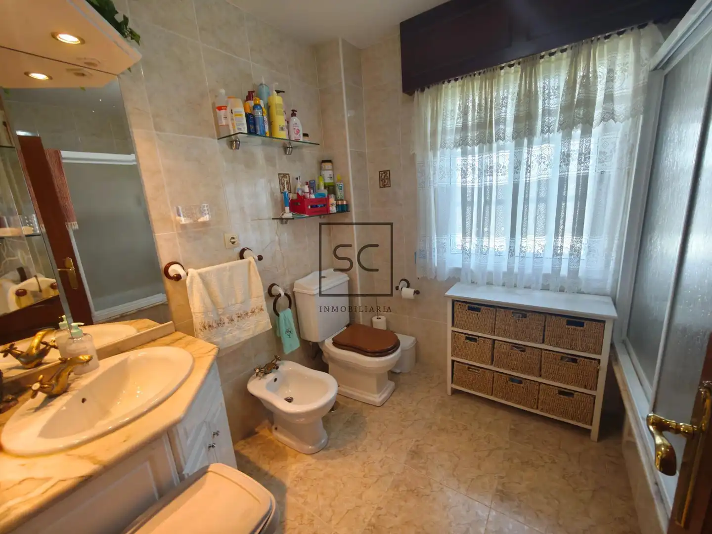 Baño de Casa o chalet en venta en Fene con Jardín privado, Terraza y Trastero