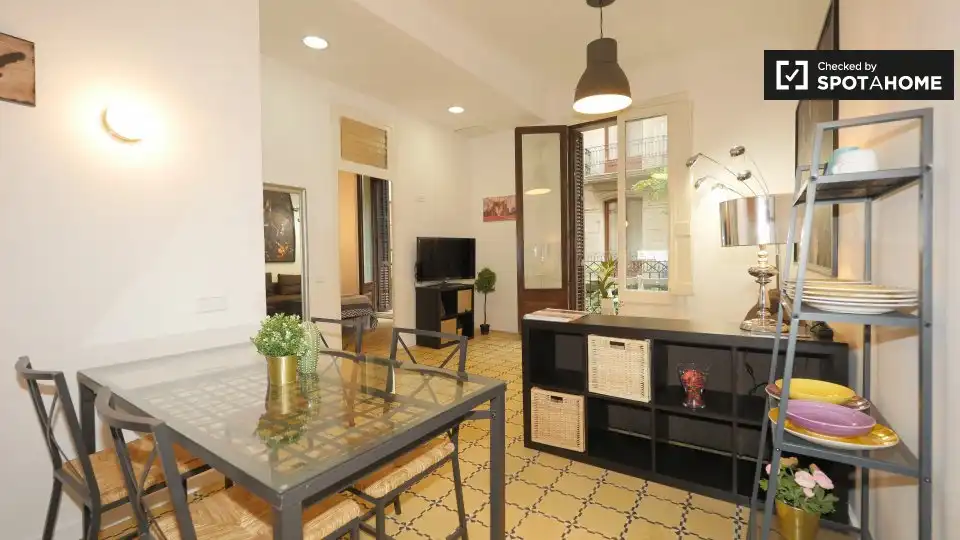Flat for rent in El Raval