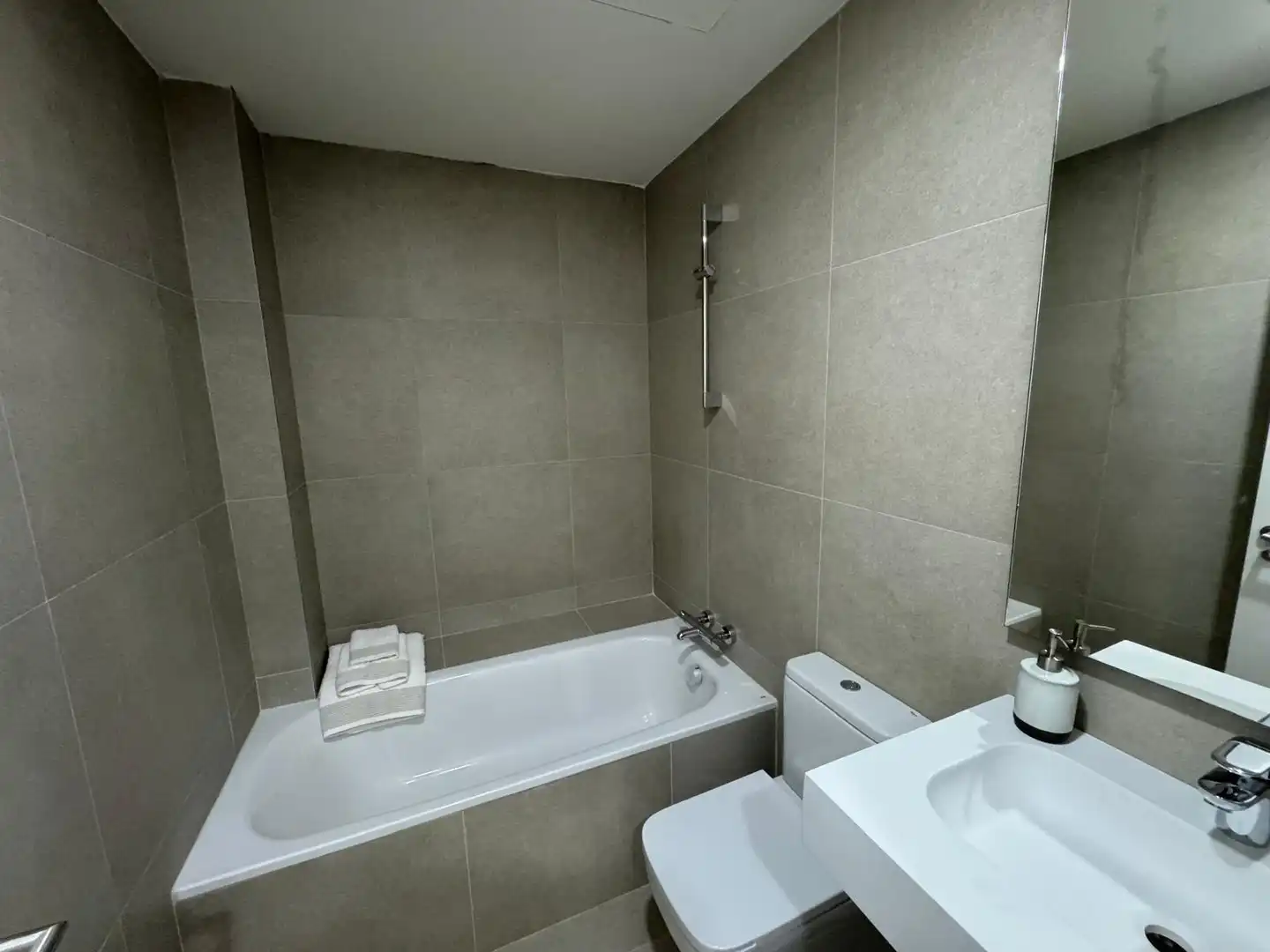 Bathroom of Attic for sale in Málaga  with Air Conditioner, Heating and Terrace