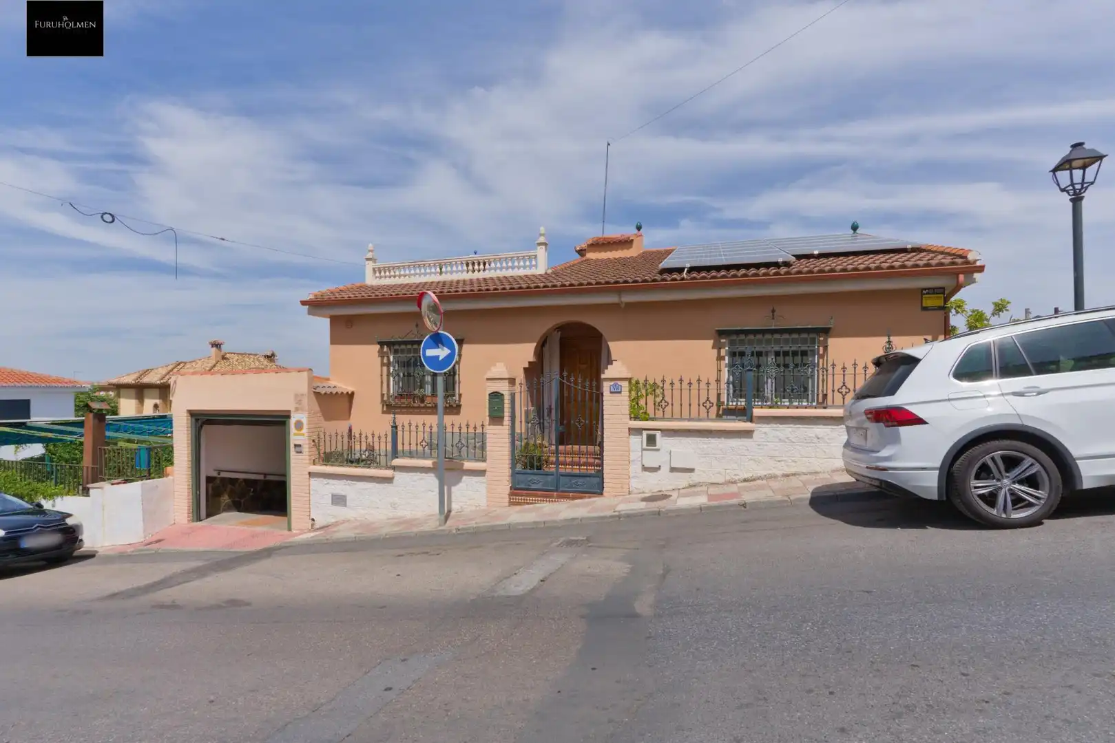 House with garden for sale in Calle de Goya