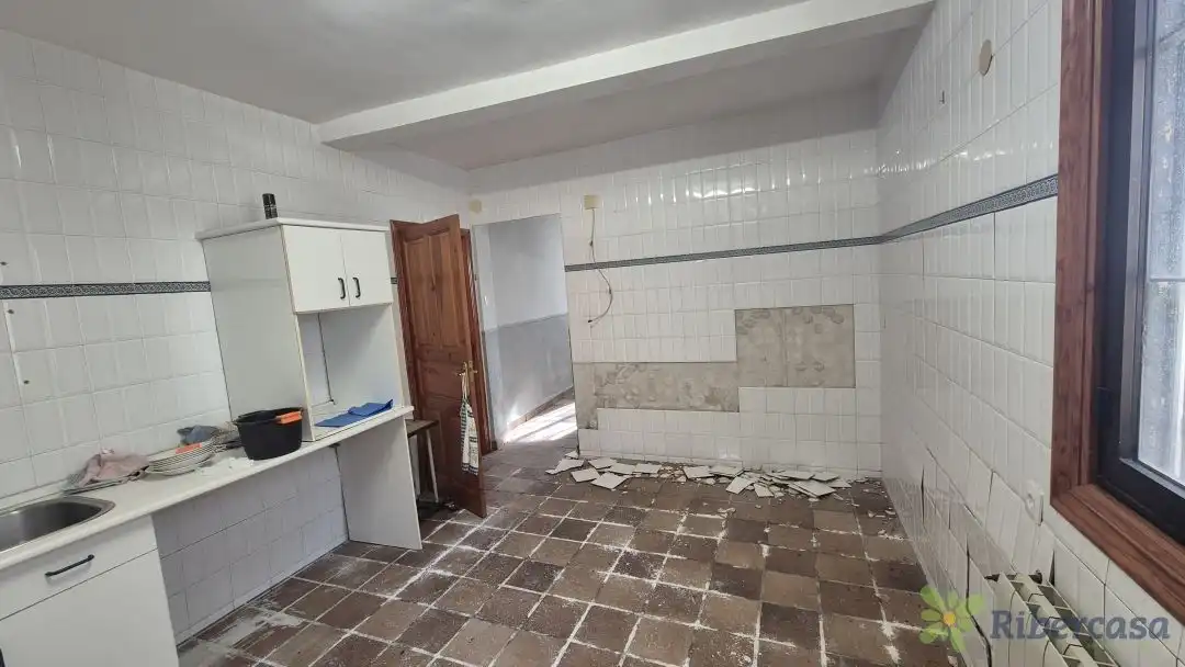 Cocina de Casa o chalet en venta en Cervera del Río Alhama con Calefacción, Jardín privado y Terraza
