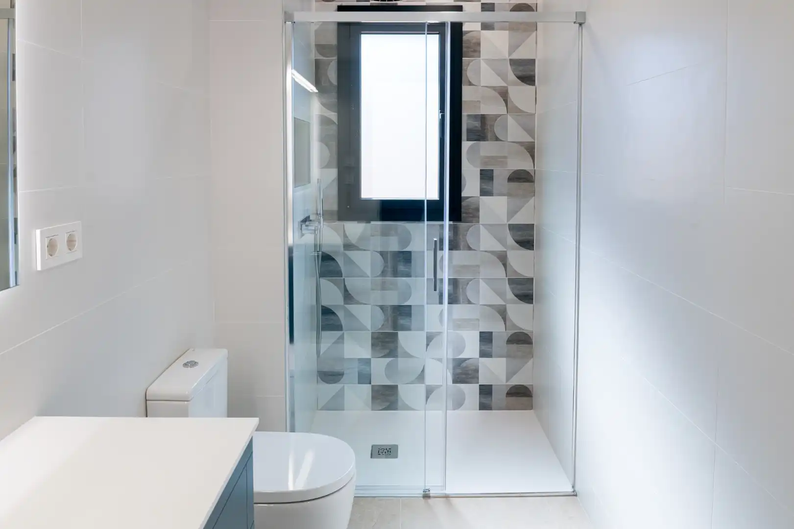 Neubau-Penthouse mit Aufzug zum Verkauf in Carrer de Granollers 7, imagen 16