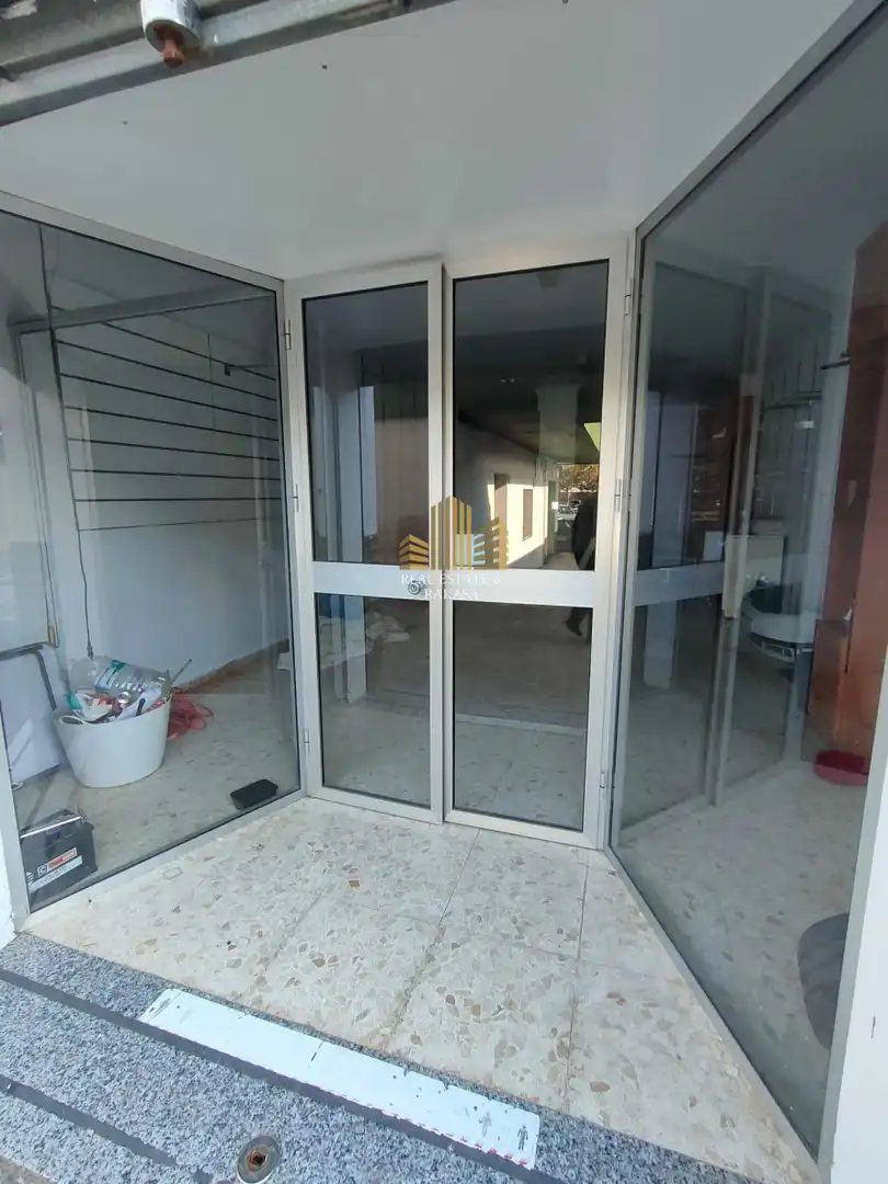 Business premises for sale in Nueva Alcalá, imagen 2
