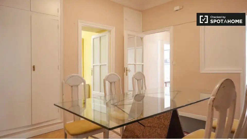 Flat with terrace to rent in Chamartín, imagen 14