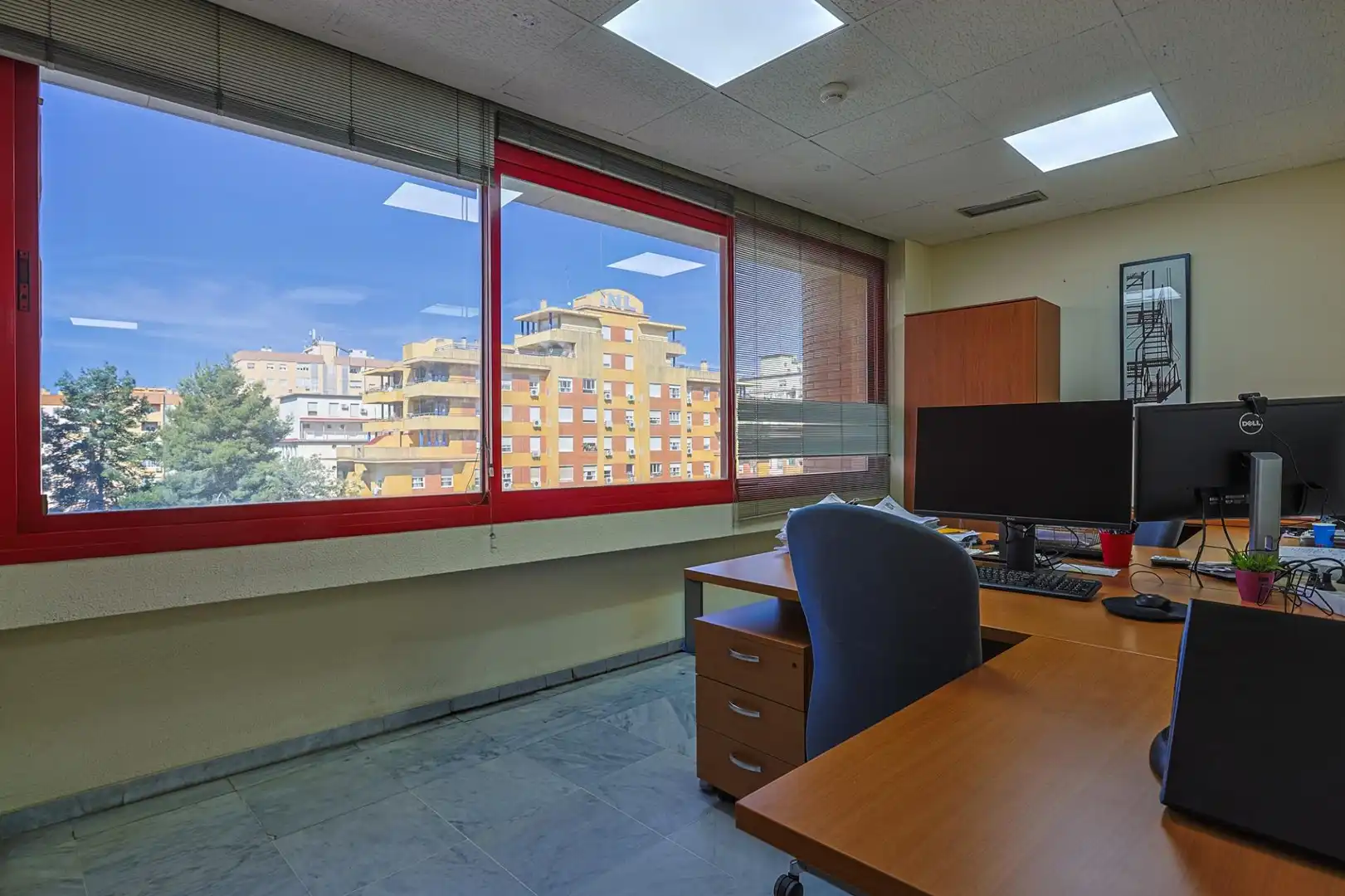 Office for sale in Sevilla