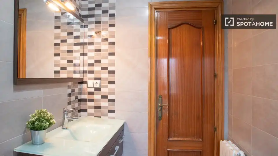 Room in Madrid, Madrid