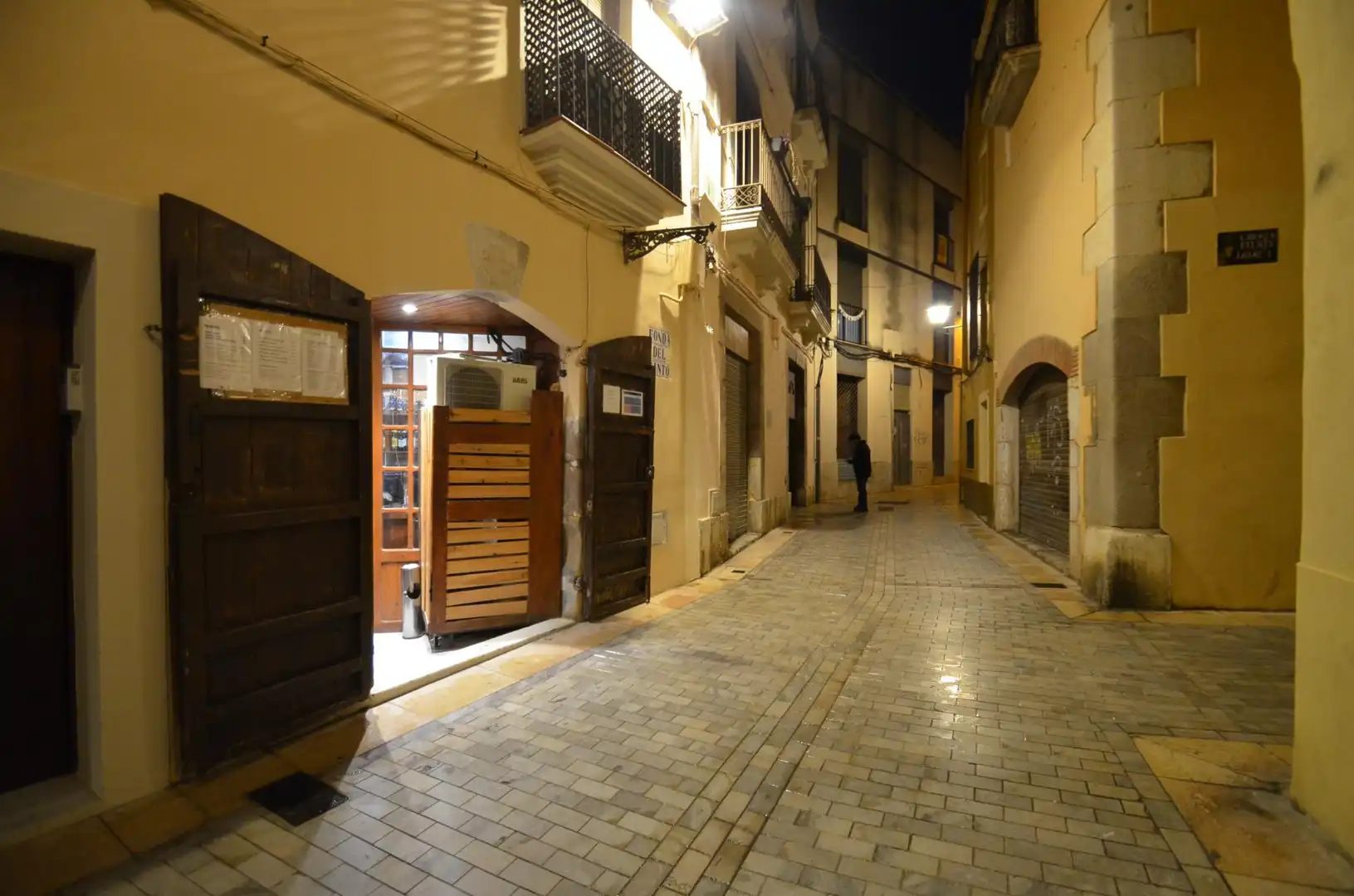 Vista exterior de Local en venda en Vilanova i la Geltrú