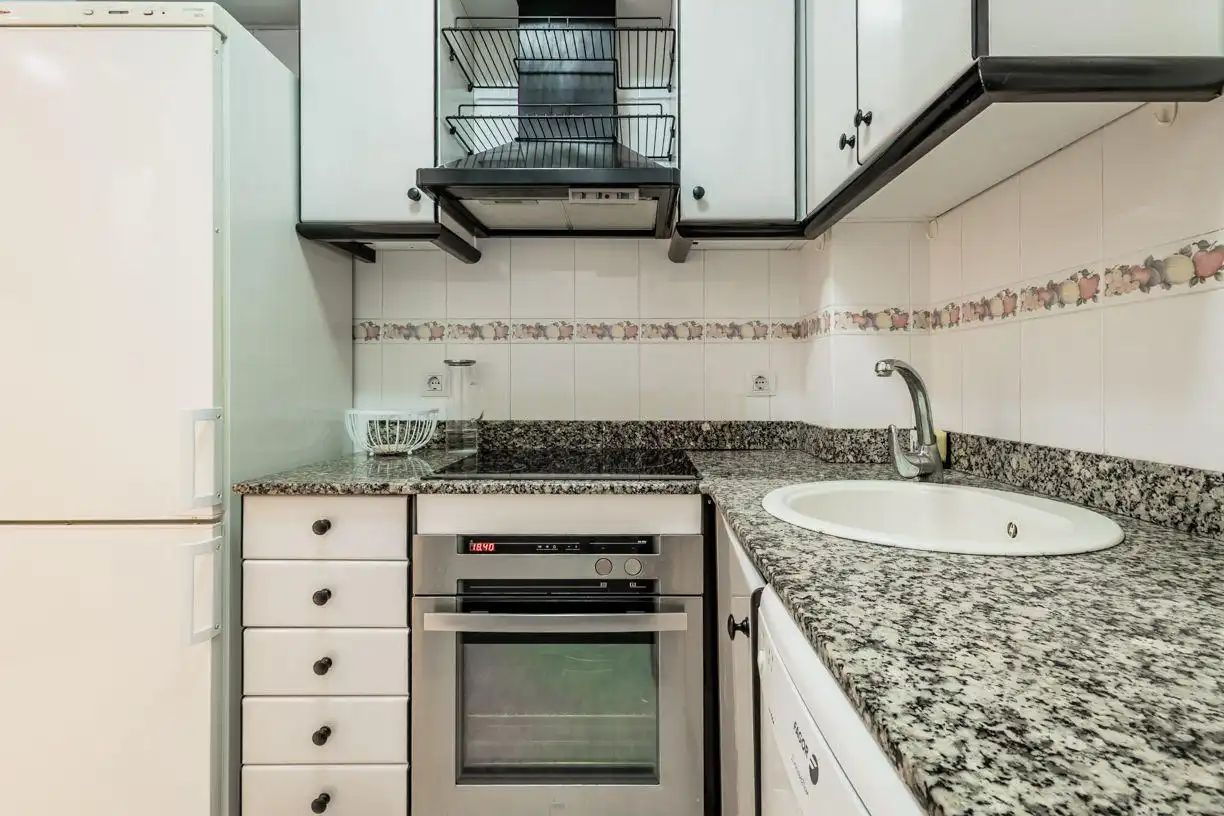 Cuina de Apartament en venda en Sant Joan Despí amb Aire condicionat
