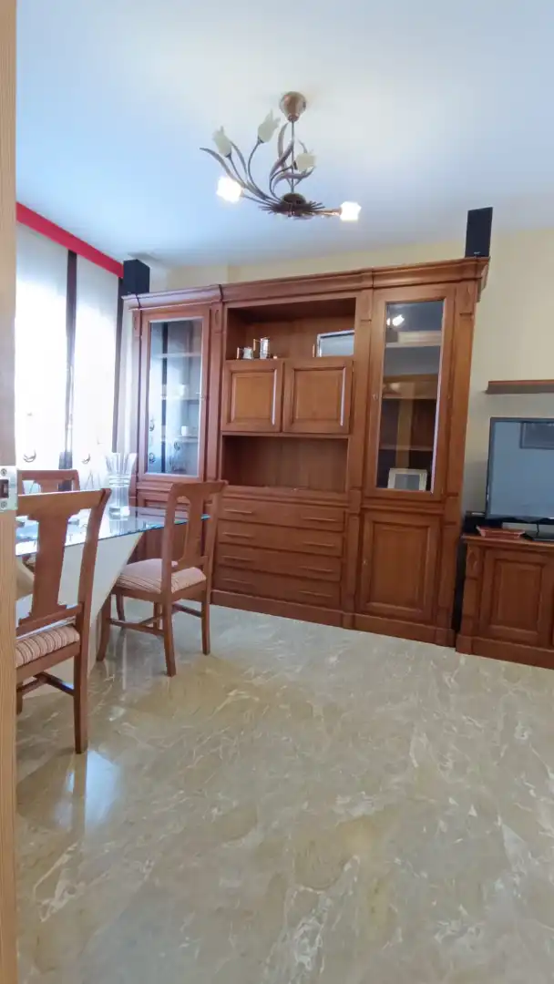 Comedor de Casa adosada de alquiler en La Zubia con Amueblado, Horno y Lavadora