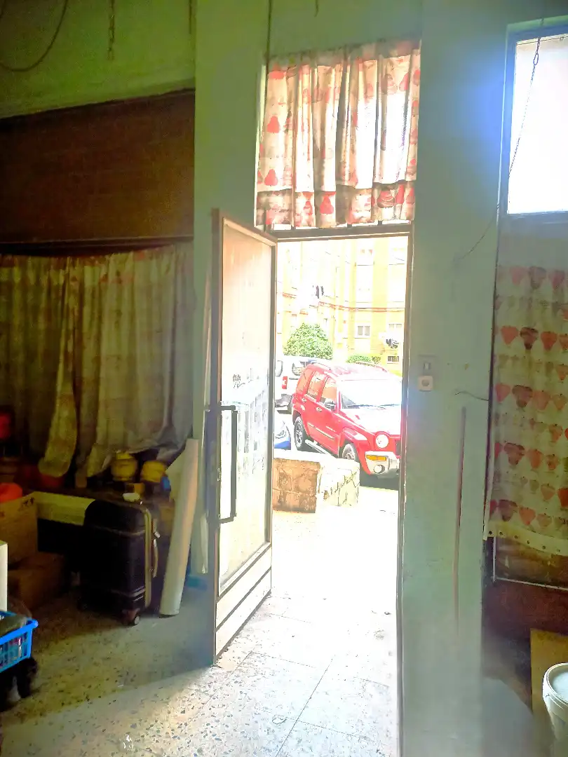 Business premises for sale in Calle del Bierzo, imagen 5