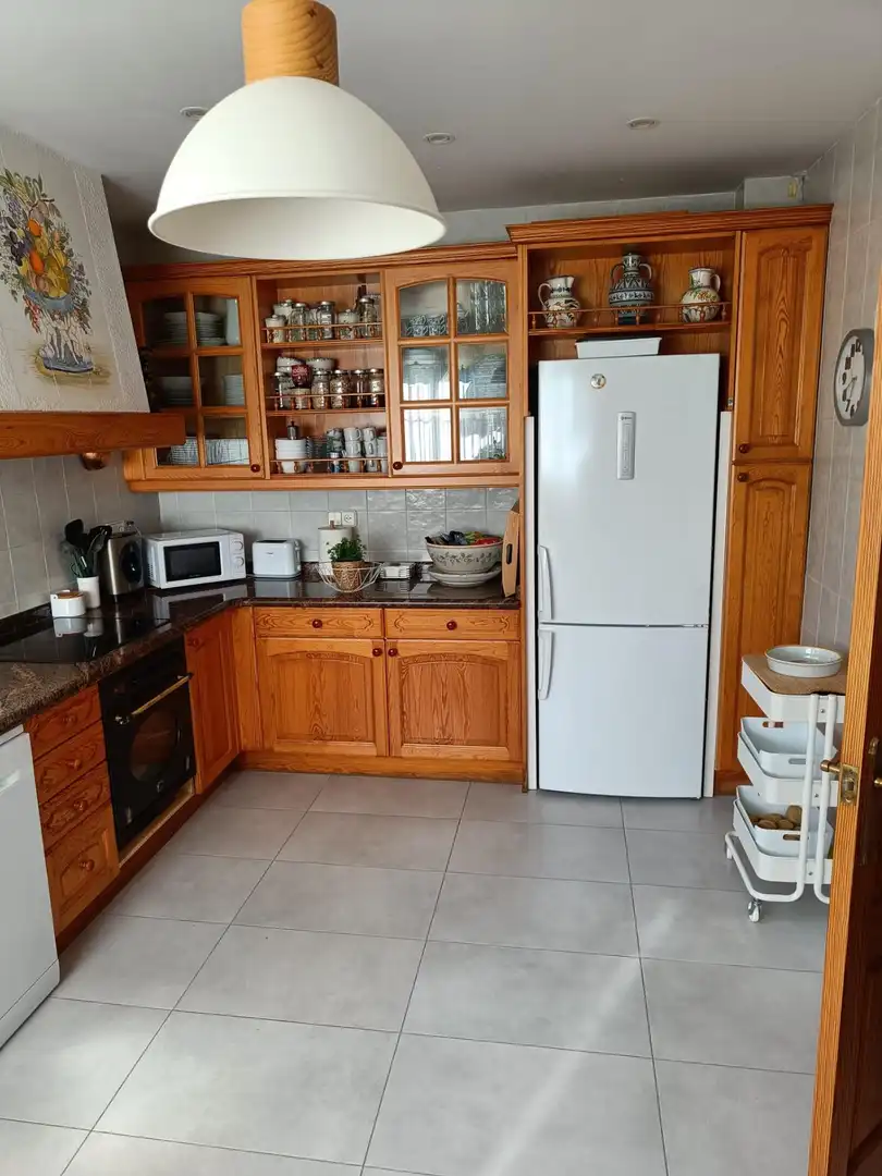 Cocina de Casa o chalet en venta en Torrent con Aire acondicionado, Jardín privado y Terraza