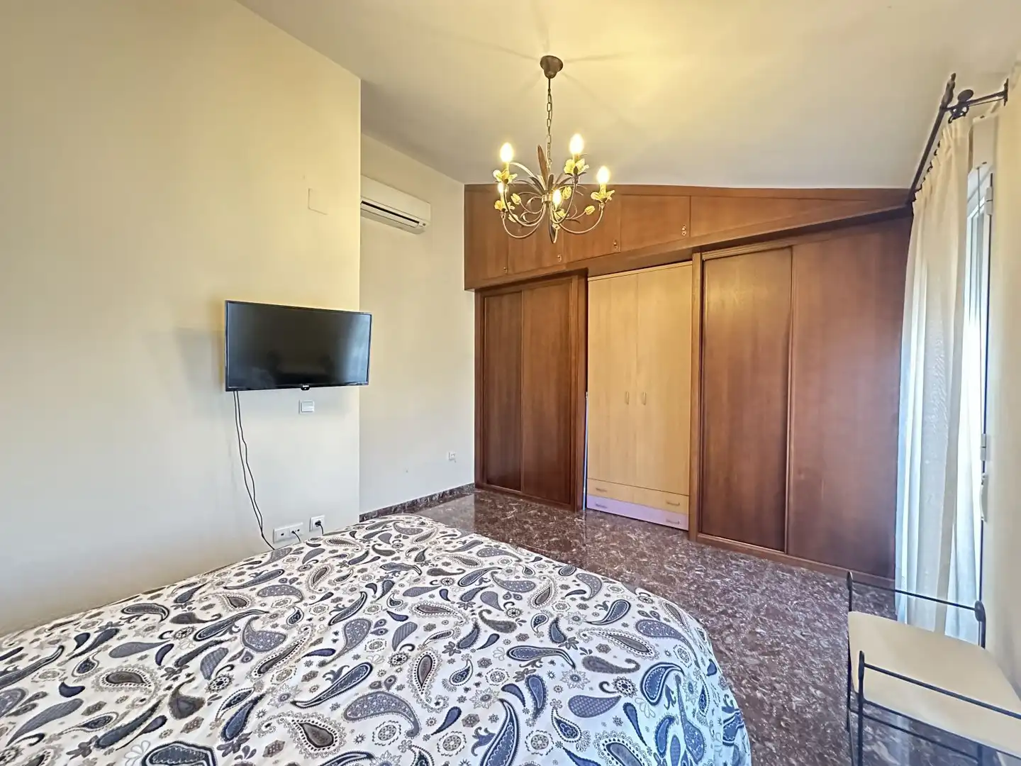 Schlafzimmer von Haus oder Chalet zum Verkauf in Granada mit Terrasse