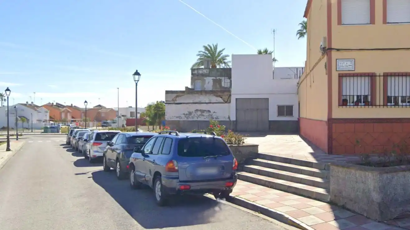 Vista exterior de Casa adosada en venda en Las Cabezas de San Juan