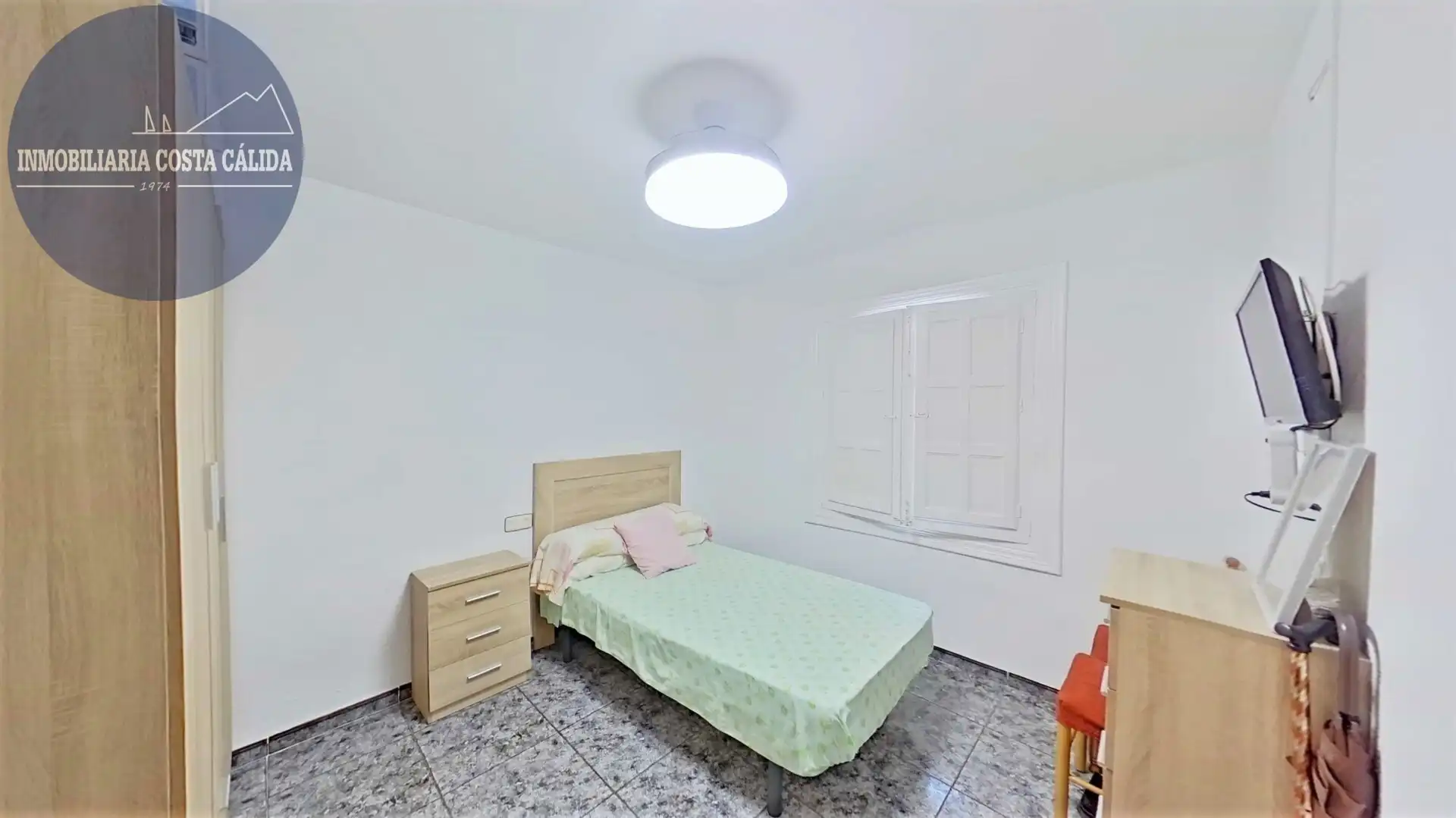 Schlafzimmer von Einfamilien-Reihenhaus zum Verkauf in Casco Antiguo