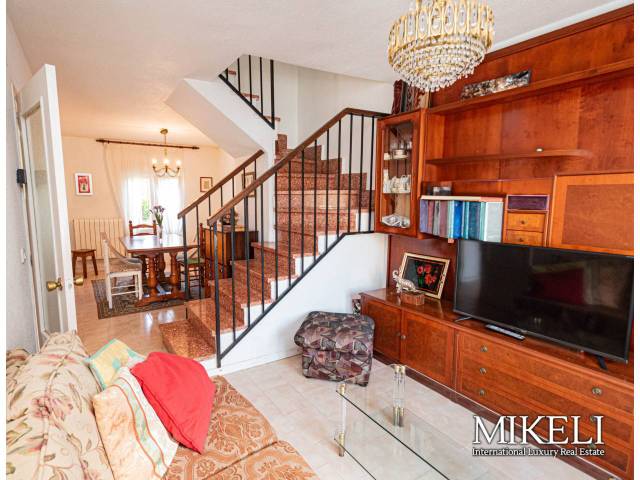 Casa adosada en Venta en LA FABRICA  en Galizano