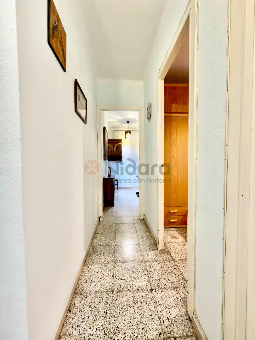 Wohnung zum Verkauf in Barcelona mit Möbliert, Ofen und Balkon