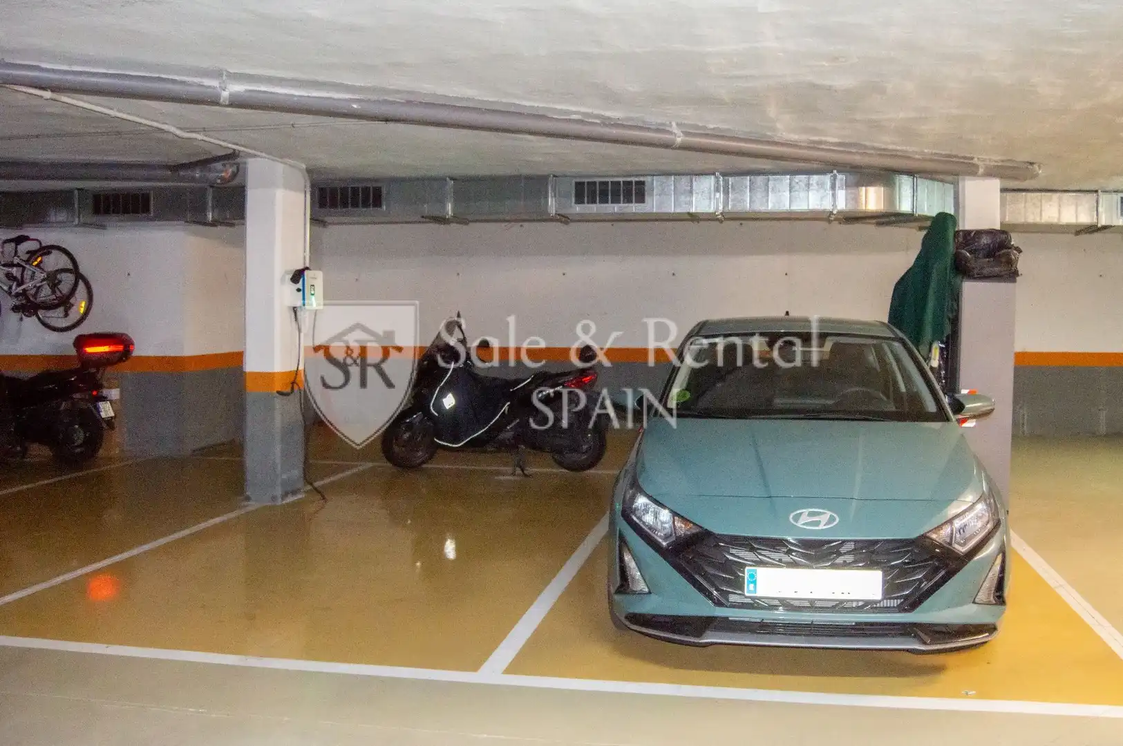 Parkplatz von Wohnung zum Verkauf in Tossa de Mar mit Klimaanlage, Heizung und Terrasse