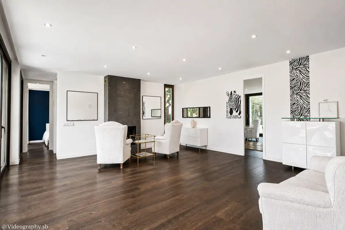 Detached house with terrace for sale in Calle Castillo de Berlanga, imagen 3