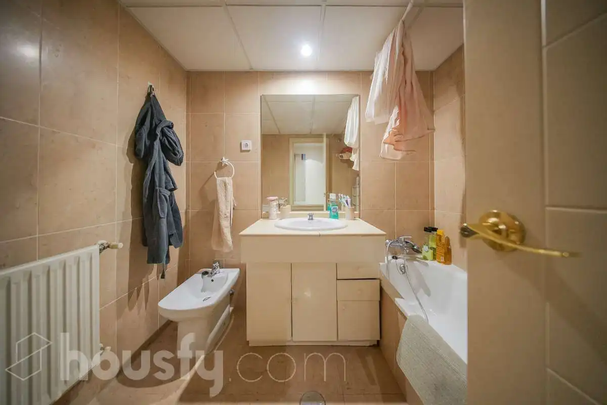 Baño de Piso en venta en Madrid con Aire acondicionado, Calefacción y Trastero