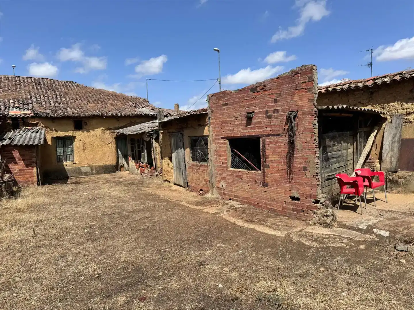 Vista exterior de Finca rústica en venda en Bercianos del Real Camino, León