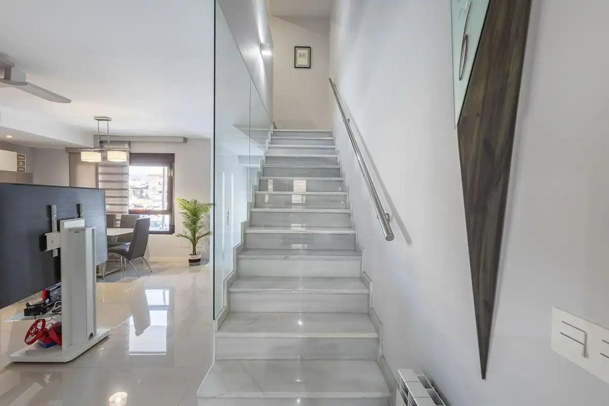 Casa adosada en venta en Maracena con Aire acondicionado, Calefacción y Terraza