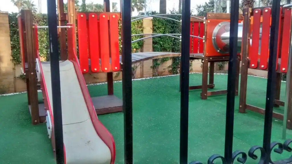 Apartments for rent in Carrer Amplaries, Sol Park