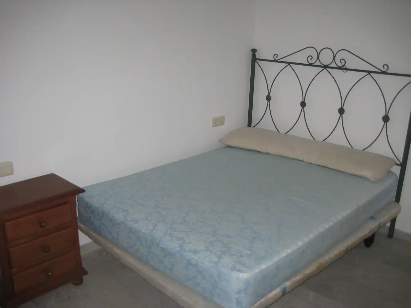 Habitación de Piso en venta en Melilla con Amueblado