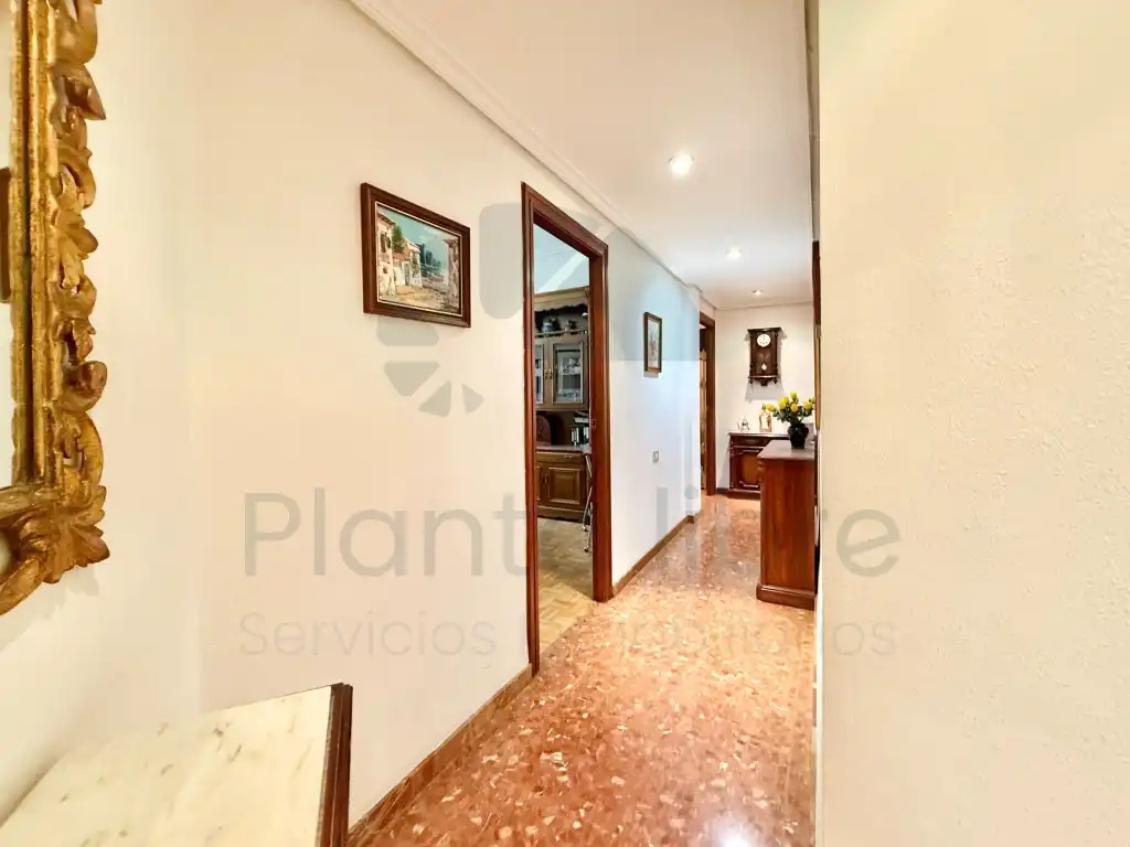 Flat for sale in  Logroño  with Air Conditioner, Heating and Balcony