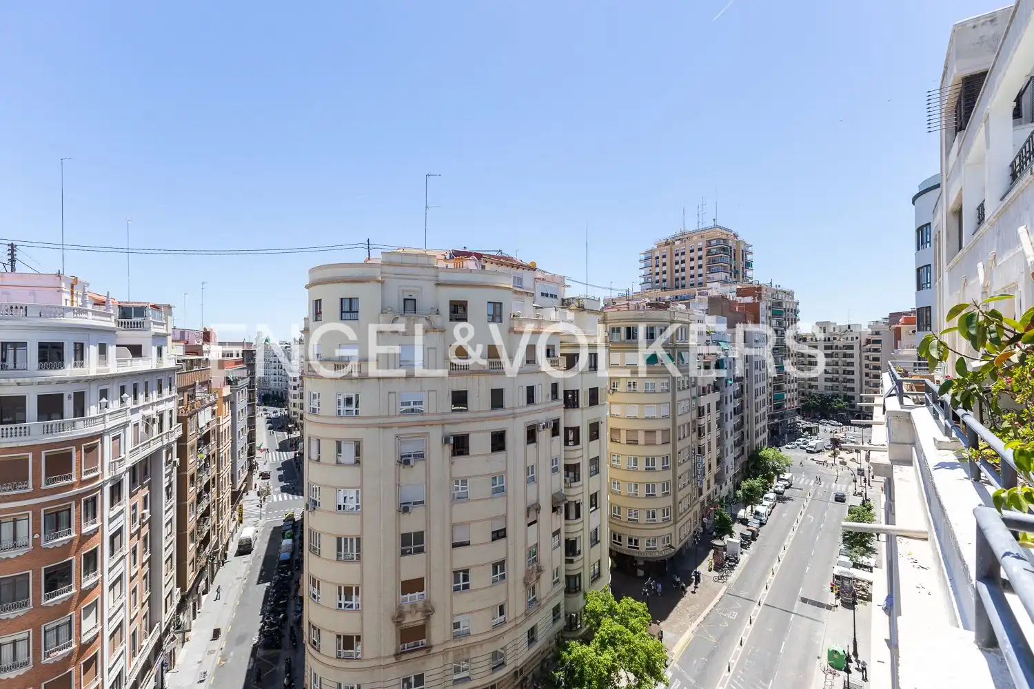 Vista exterior de Piso en venta en Valencia con Calefacción y Balcón