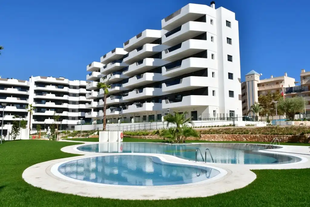 Piscina de Apartamento en venta en Elche / Elx con Calefacción, Terraza y Piscina