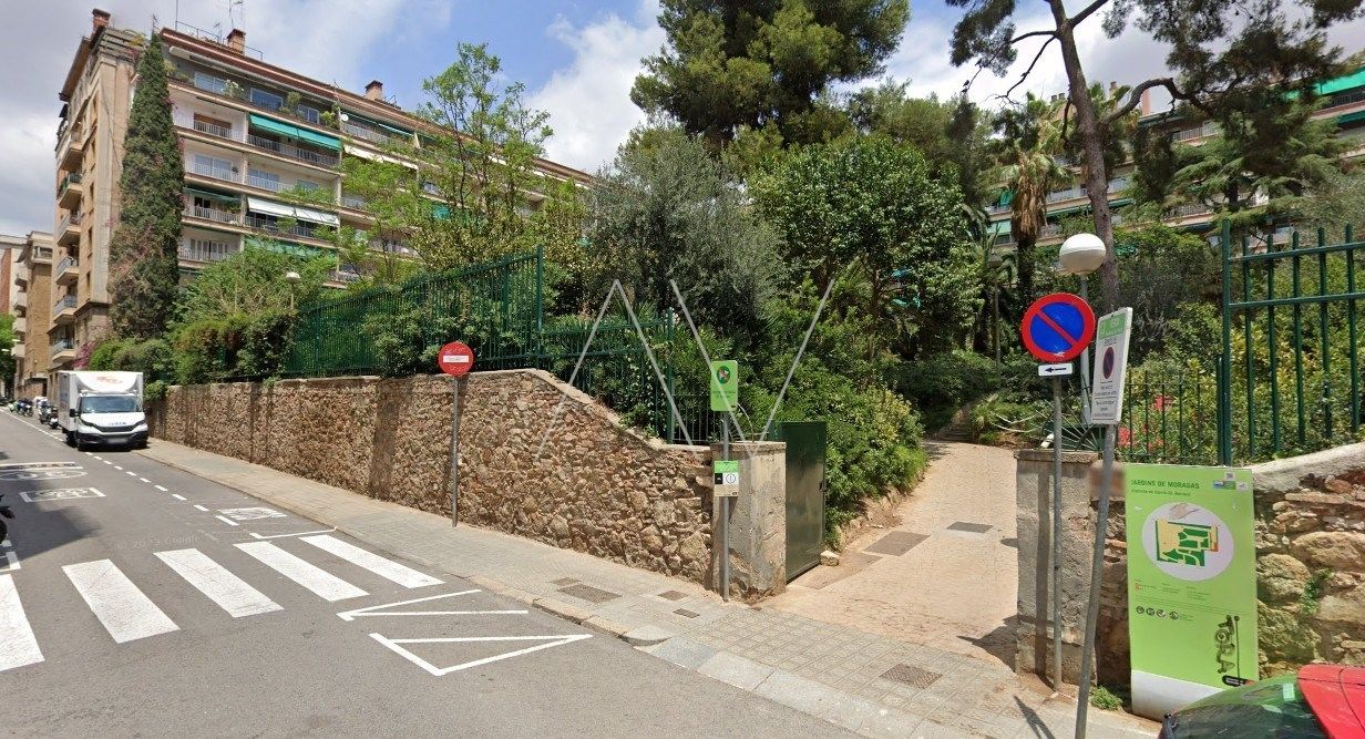 Aparcament de Àtic en venda en  Barcelona Capital