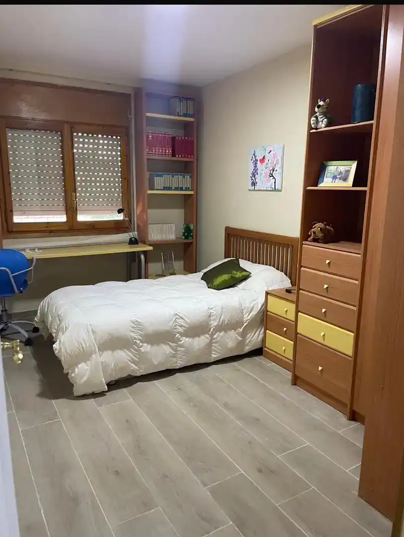 Schlafzimmer von Wohnung zum Verkauf in Alcañiz mit Abstellraum und Möbliert