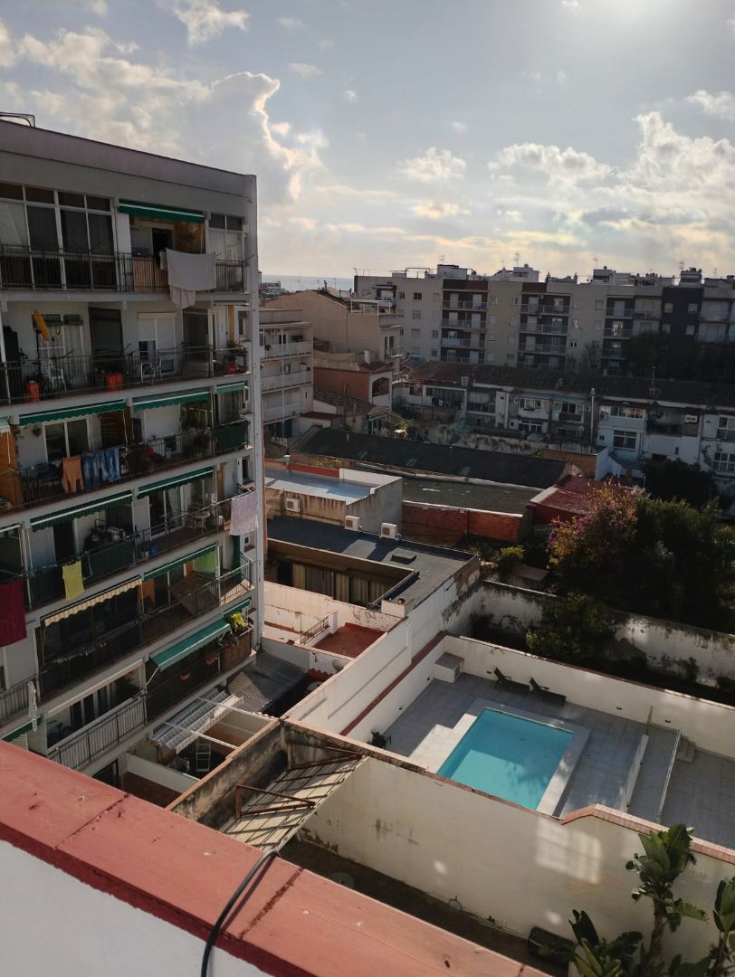Vista exterior de Apartament en venda en Vilanova i la Geltrú amb Calefacció, Terrassa i Moblat
