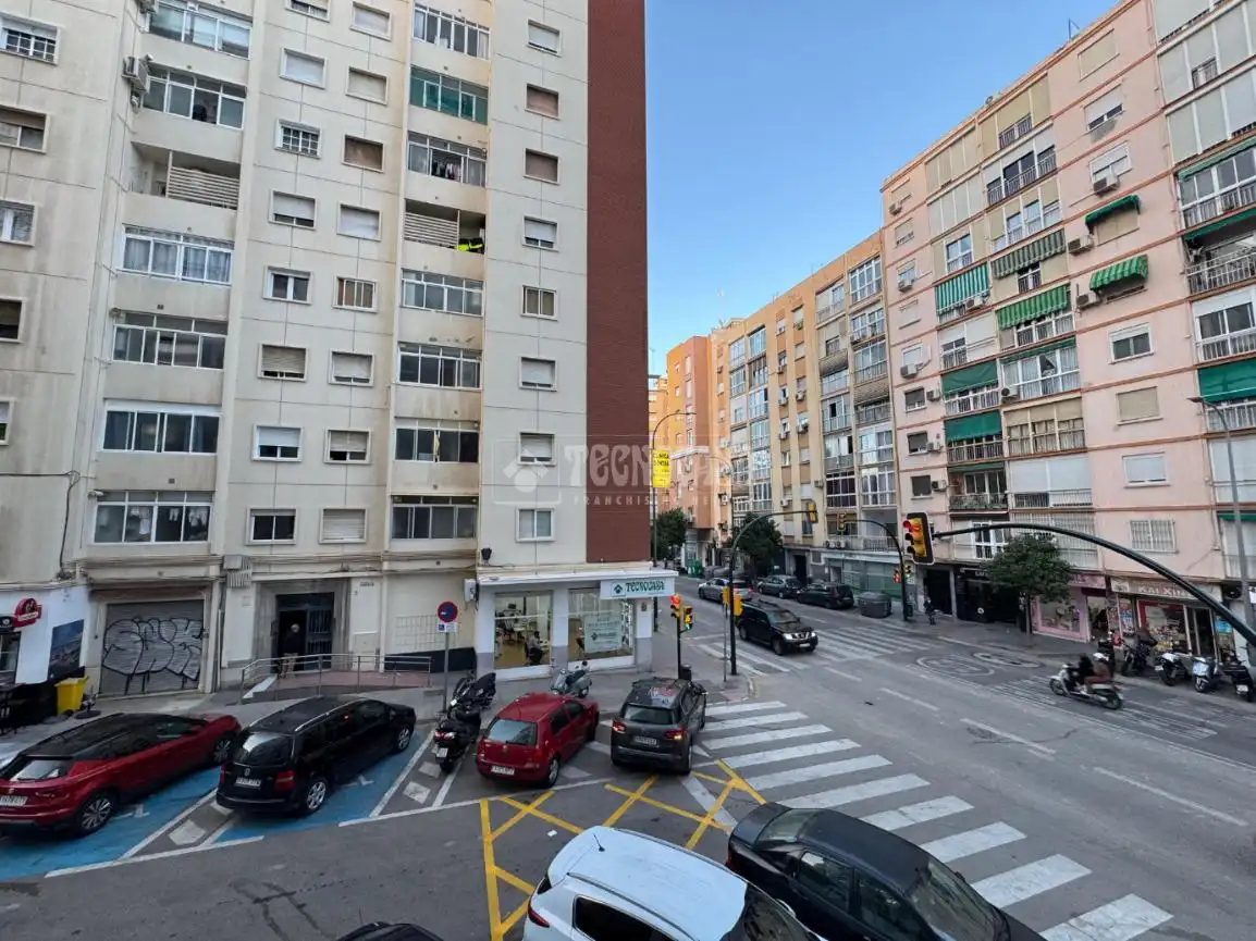 Vista exterior de Oficina en venta en Málaga