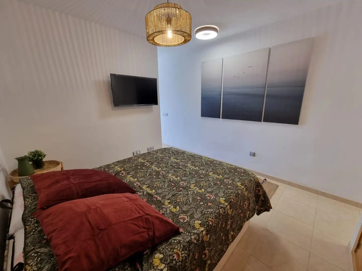 Habitación de Apartamento de alquiler en La Envía