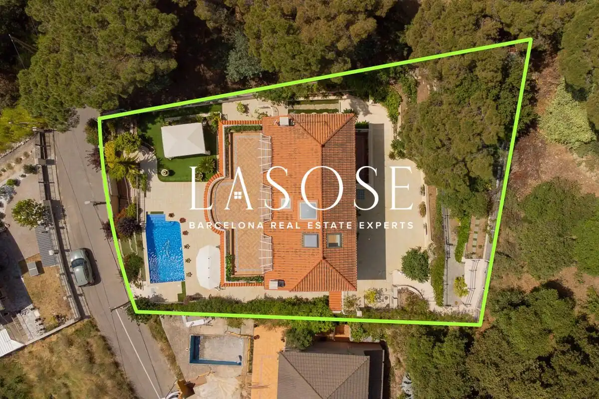 Exterior view of Houses for sale in Arenys de Munt  with Air Conditioner, Private garden and Terrace