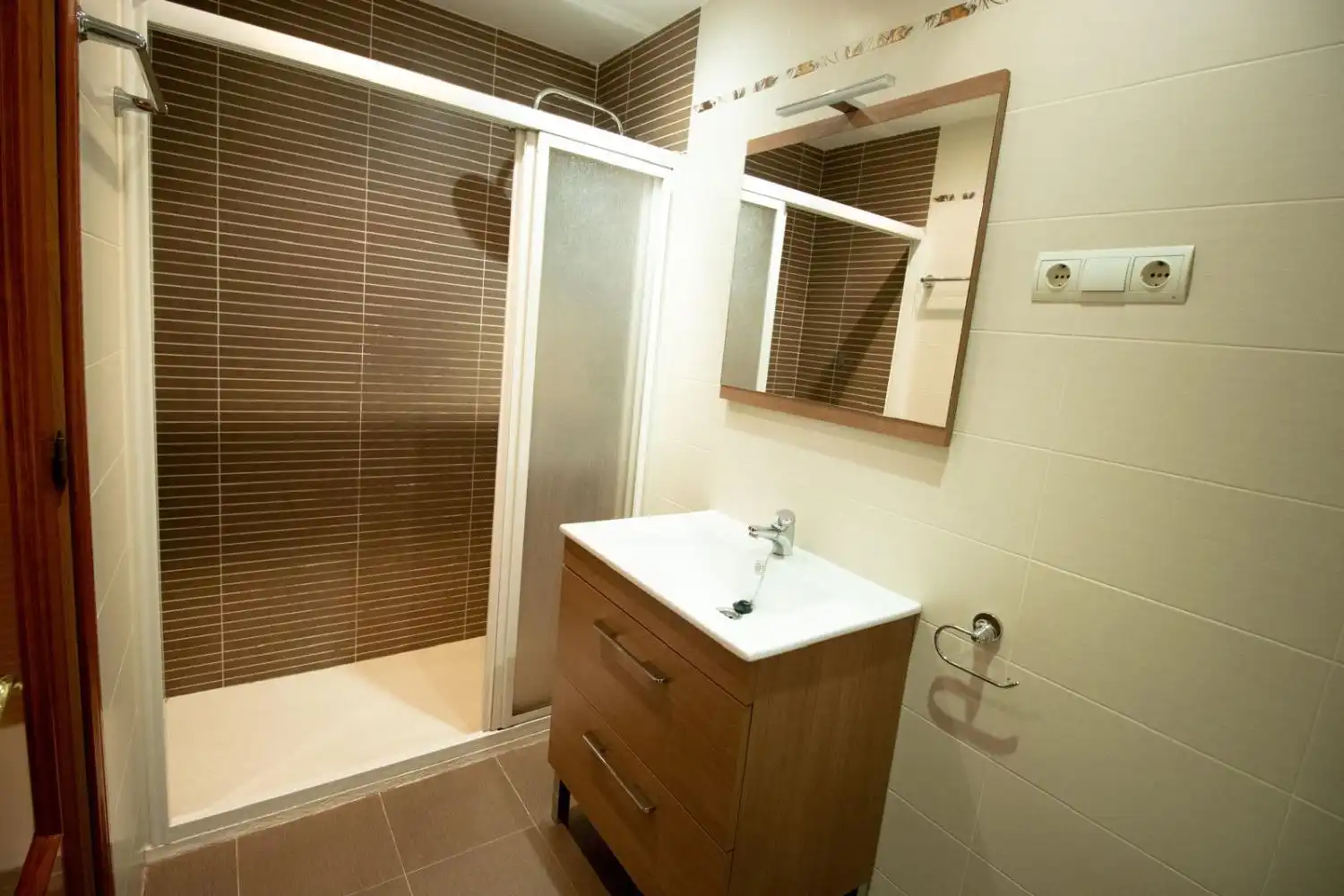 Baño de Piso de alquiler en Móstoles con Aire acondicionado, Calefacción y Parquet