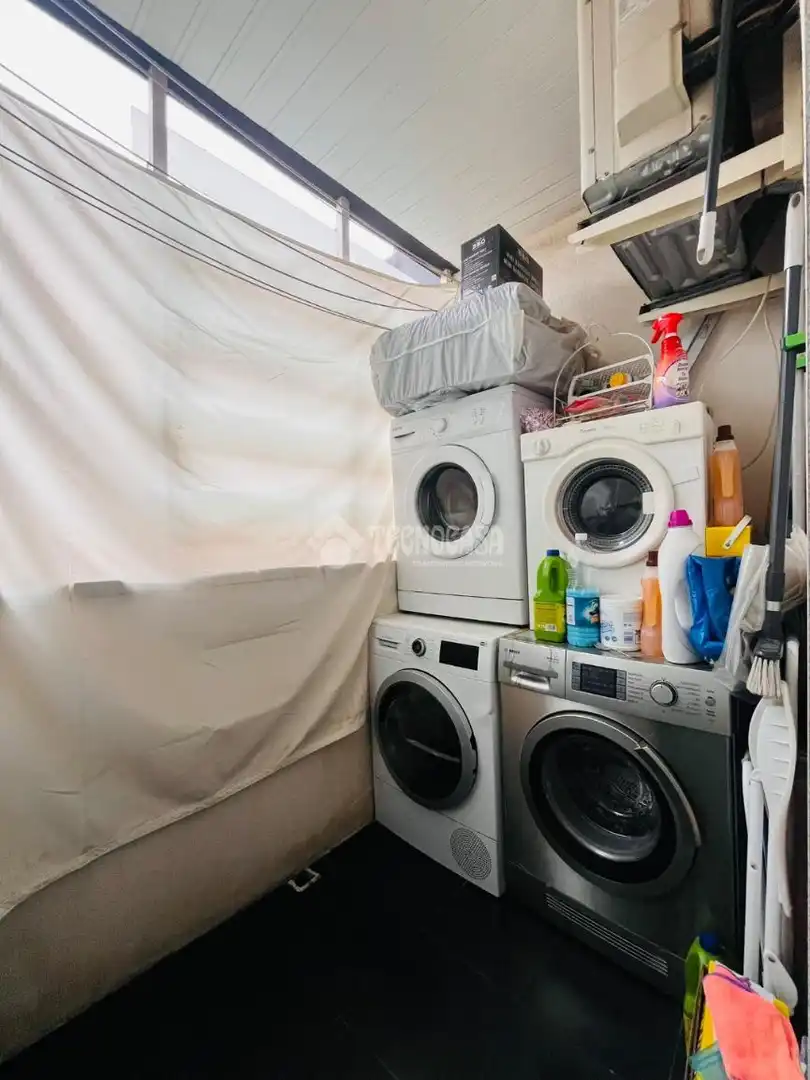 Schlafzimmer von Wohnung zum Verkauf in Madrid