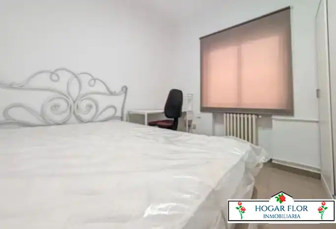 Bedroom of Flat for sale in Salamanca  with Heating and Balcony