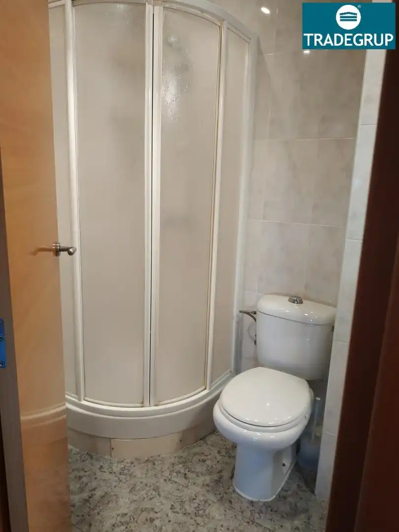 Badezimmer von Wohnungen zum Verkauf in Vallbona d'Anoia mit Heizung