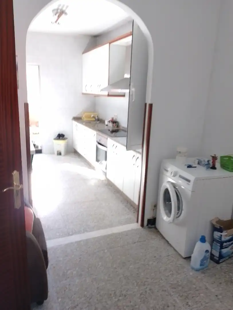 Cuina de Casa o xalet en venda en Ribeira amb Calefacció, Jardí privat i Terrassa