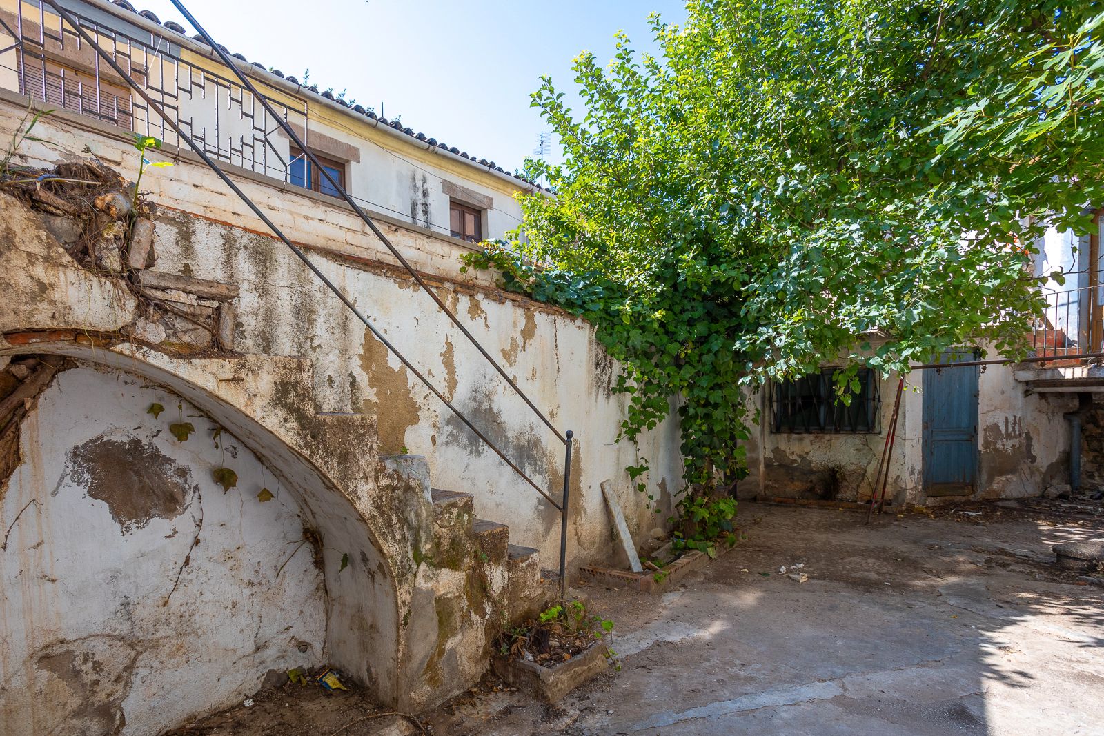 Vista exterior de Casa o xalet en venda en Sallent amb Jardí privat, Balcó i Alarma