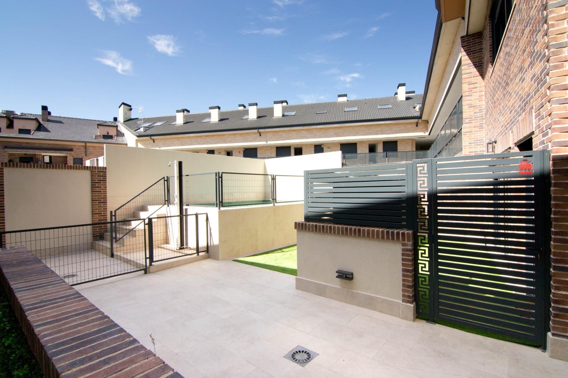 Terrace of Flat for sale in Brunete  with Heating, Storage room and Community pool