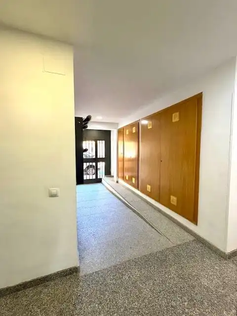 Piso en venta en El Pla del Penedès con Calefacción, Parquet y Terraza